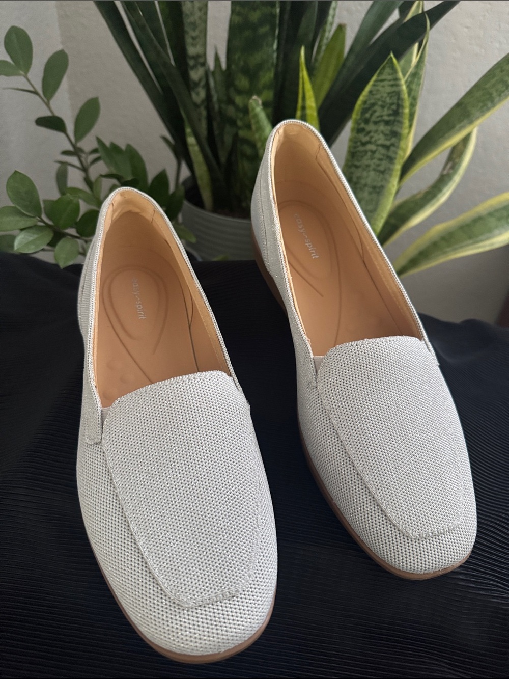 Easy Spirit Light Gray Silver Shimmer Slip-On Flats-New! Women's Size 12M